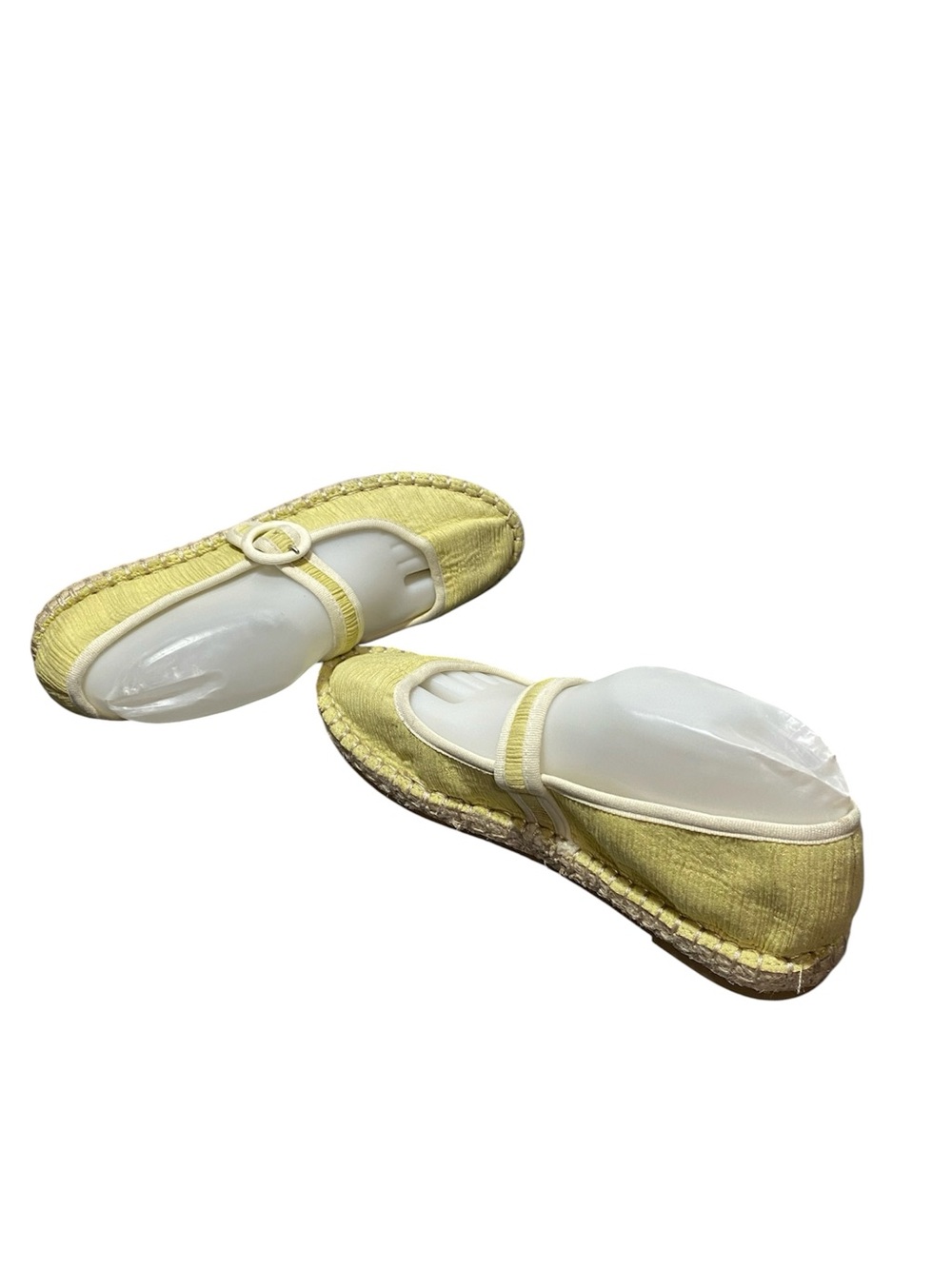 CL by Chinese Laundry Yellow & White Mary Jane Espadrille Flats Sz-10Wide - Picture 2 of 5